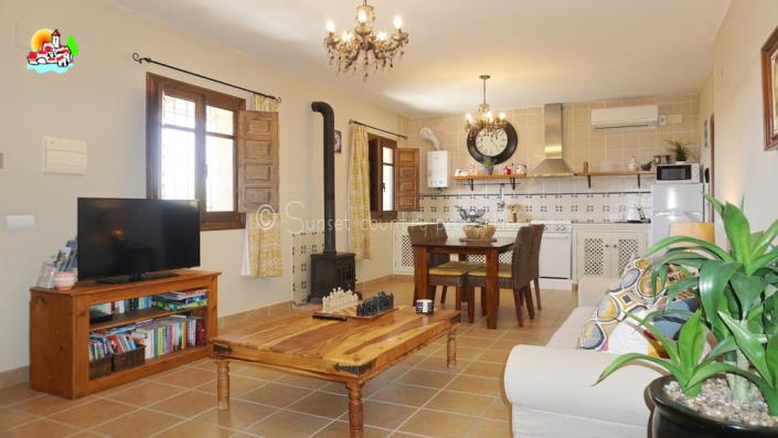 Image No.43-4 Bed Country Property for sale