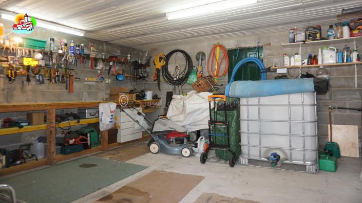 Image No.55-4 Bed Country Property for sale