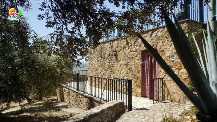 Image No.57-4 Bed Country Property for sale