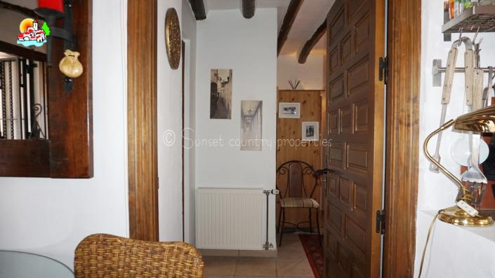 Image No.30-4 Bed Country Property for sale