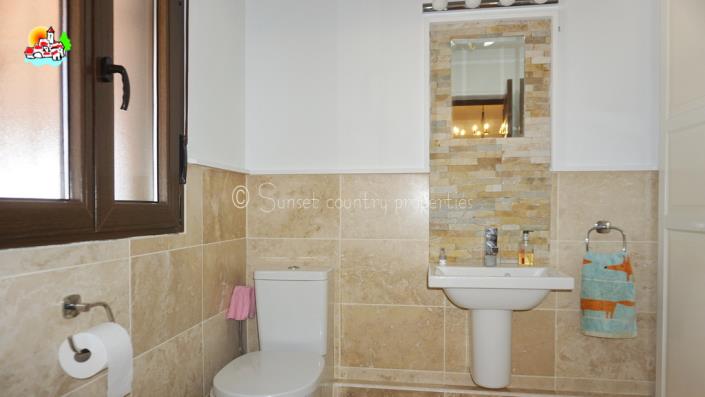 Image No.13-4 Bed Country Property for sale