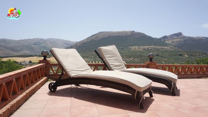 Image No.28-4 Bed Country Property for sale