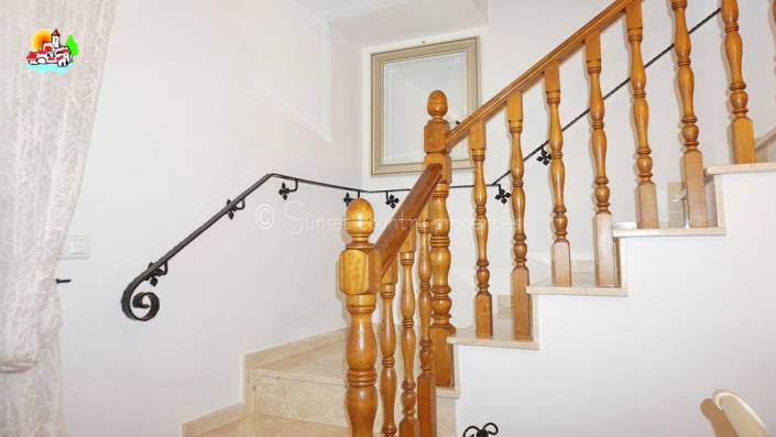 Image No.30-4 Bed Country Property for sale