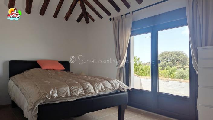 Image No.43-4 Bed Country Property for sale