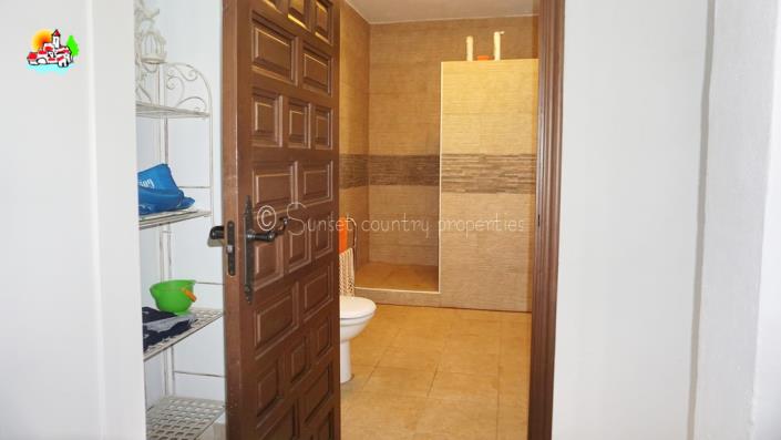 Image No.52-4 Bed Country Property for sale