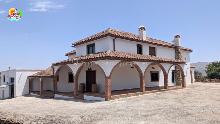 Image No.59-4 Bed Country Property for sale