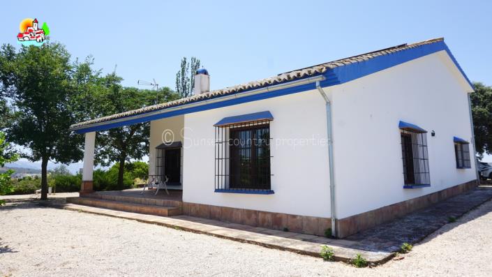 Image No.6-3 Bed Country House for sale