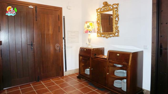 Image No.8-3 Bed Country House for sale