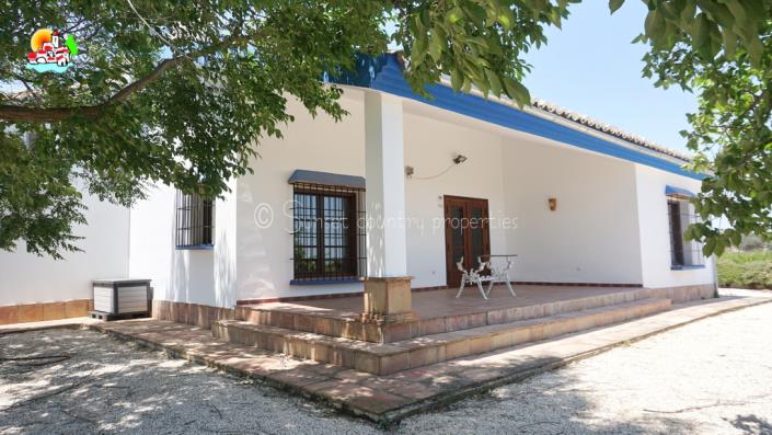 Image No.18-3 Bed Country House for sale