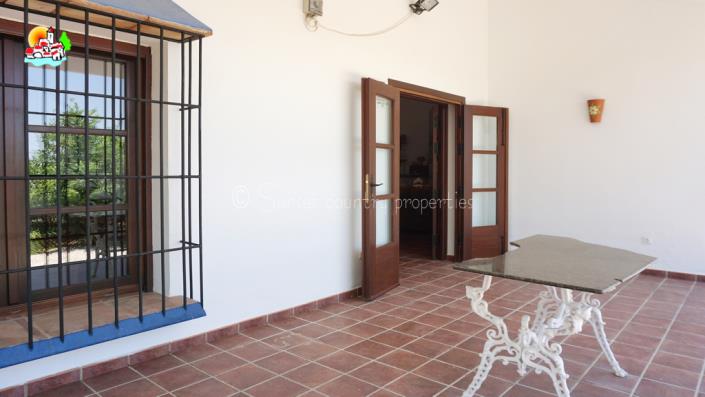 Image No.20-3 Bed Country House for sale