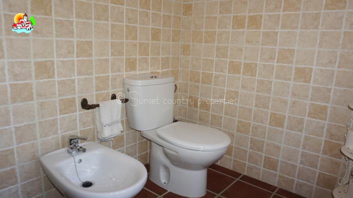 Image No.31-3 Bed Country House for sale