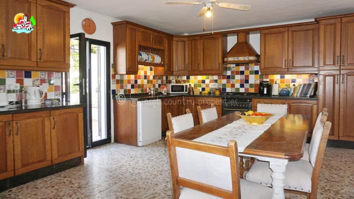 Image No.13-3 Bed Country Property for sale