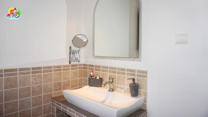 Image No.31-3 Bed Country Property for sale