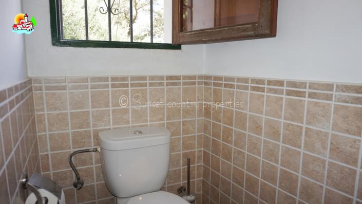 Image No.33-3 Bed Country Property for sale