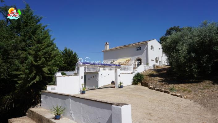 Image No.5-5 Bed Country House for sale