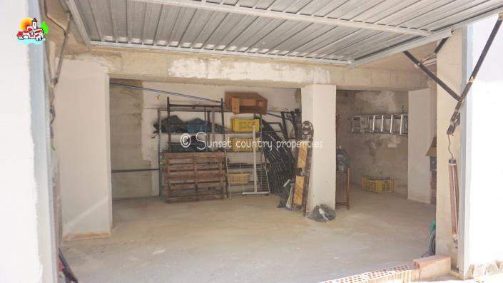 Image No.50-5 Bed Country House for sale