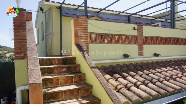 Image No.28-4 Bed Country Property for sale