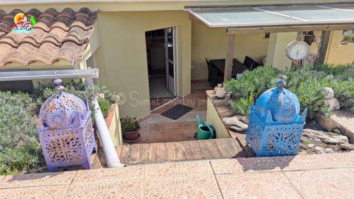 Image No.49-4 Bed Country Property for sale