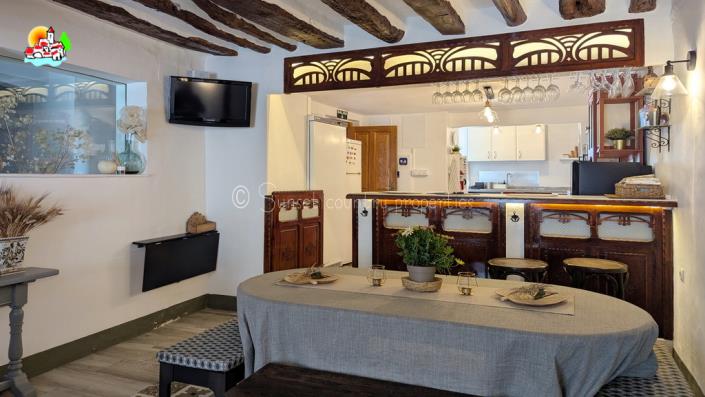 Image No.6-7 Bed Townhouse for sale