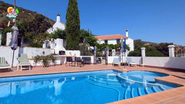 Image No.1-6 Bed Country Property for sale
