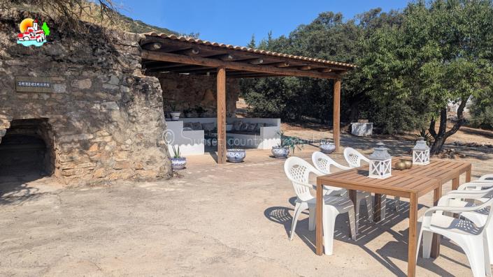 Image No.3-6 Bed Country Property for sale