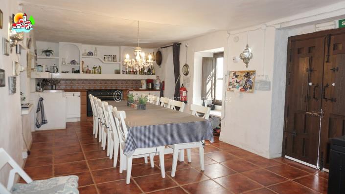 Image No.11-6 Bed Country Property for sale