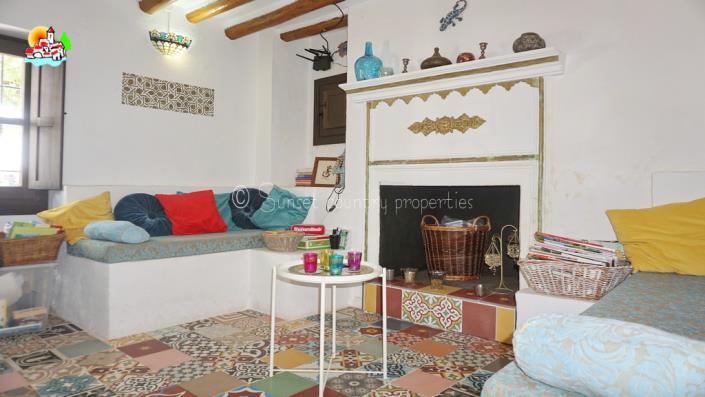 Image No.29-6 Bed Country Property for sale