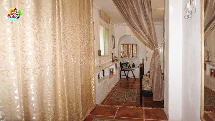 Image No.33-6 Bed Country Property for sale