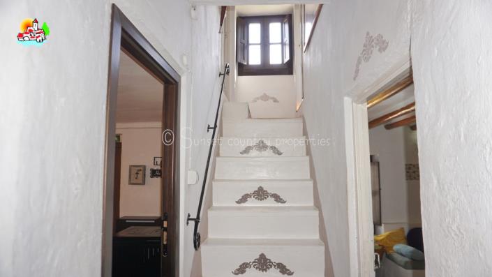 Image No.34-6 Bed Country Property for sale