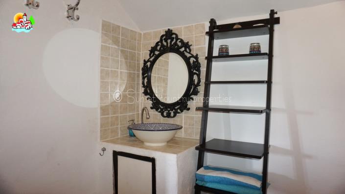 Image No.36-6 Bed Country Property for sale