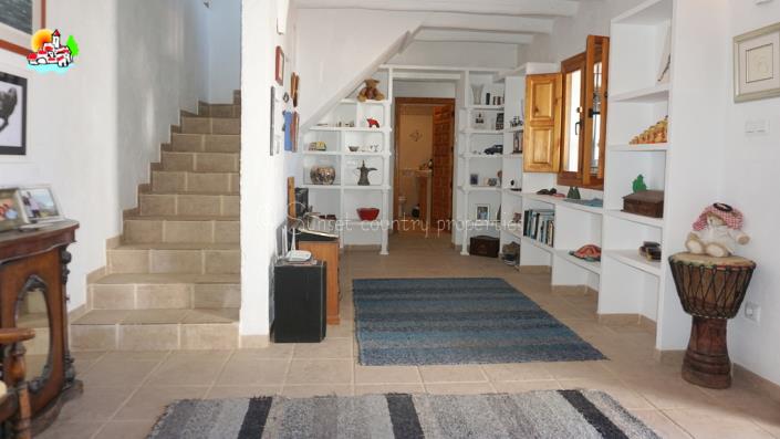 Image No.12-6 Bed Country Property for sale