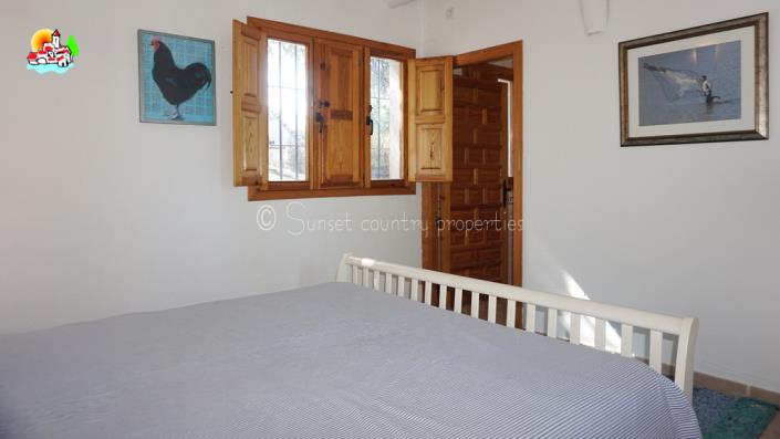 Image No.38-6 Bed Country Property for sale