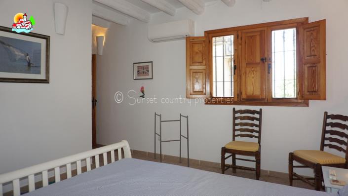 Image No.41-6 Bed Country Property for sale