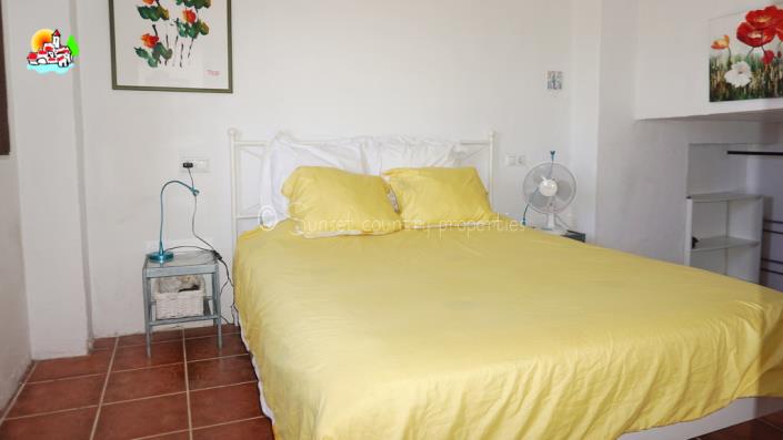 Image No.55-6 Bed Country Property for sale