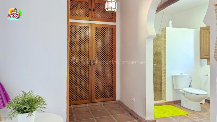 Image No.31-9 Bed Country Property for sale