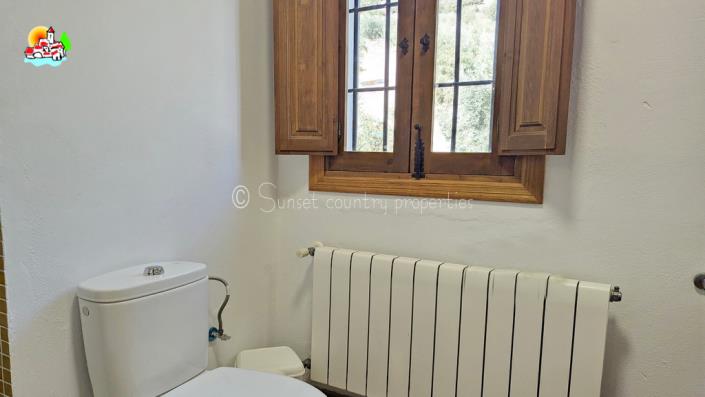 Image No.36-9 Bed Country Property for sale