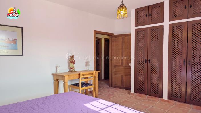 Image No.41-9 Bed Country Property for sale