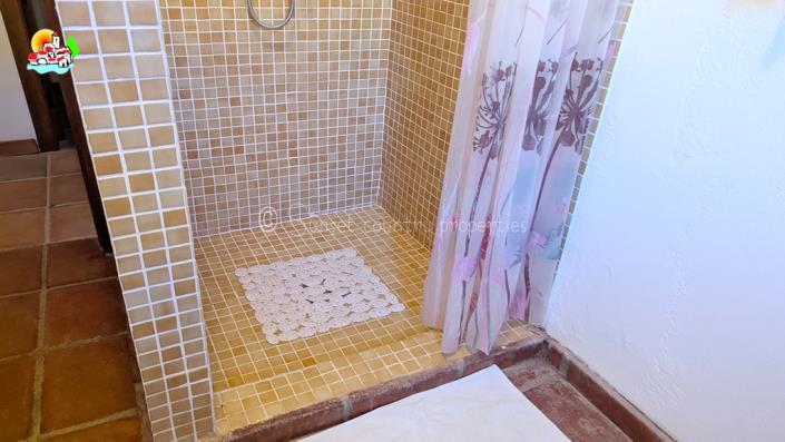 Image No.47-9 Bed Country Property for sale