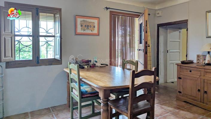 Image No.10-3 Bed Country Property for sale