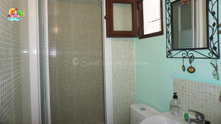 Image No.31-3 Bed Country Property for sale