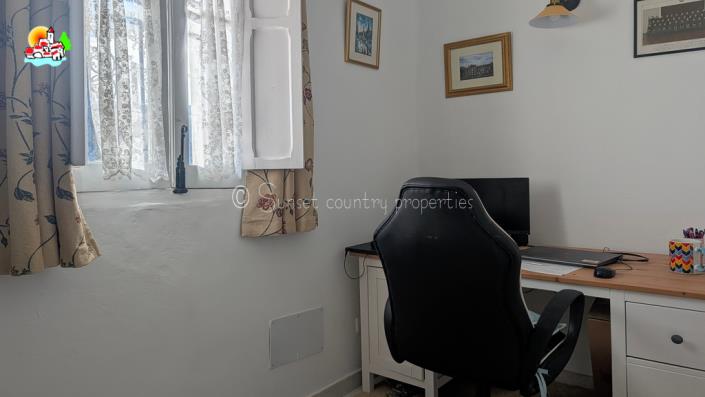 Image No.28-3 Bed Bungalow for sale