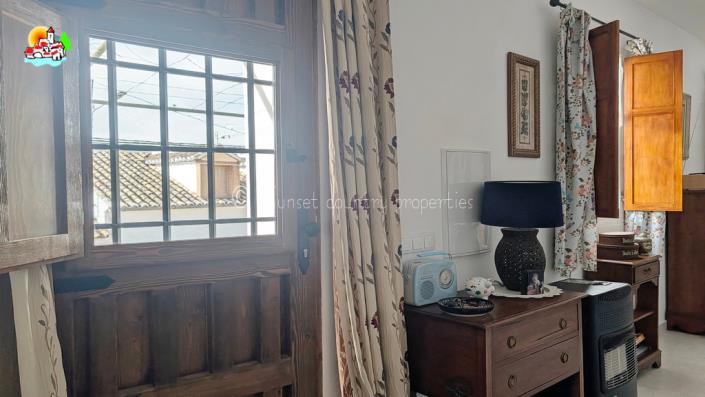 Image No.30-3 Bed Bungalow for sale