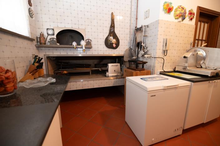 Image No.35-5 Bed Mansion for sale