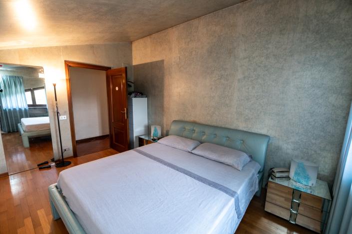 Image No.40-5 Bed Mansion for sale