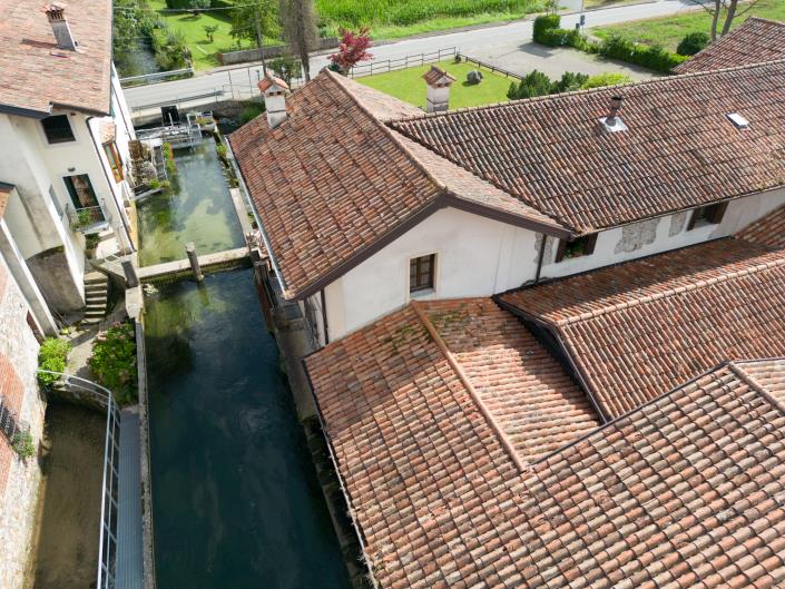 Image No.41-18 Bed Restaurant for sale