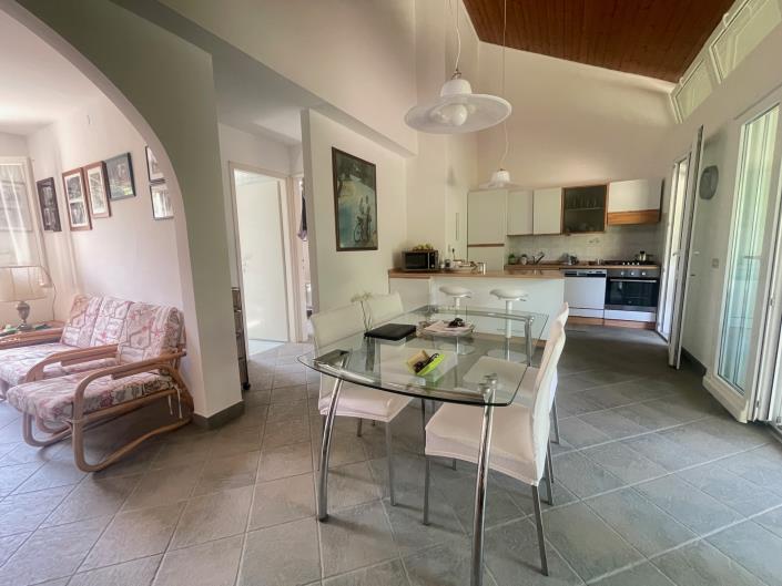 Image No.3-3 Bed Cottage for sale