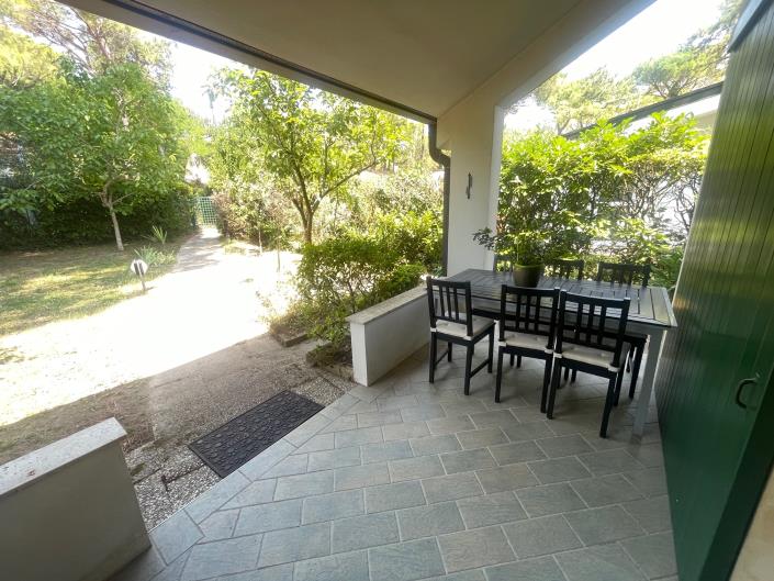 Image No.17-3 Bed Cottage for sale