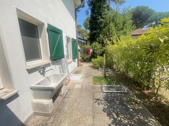 Image No.25-3 Bed Cottage for sale