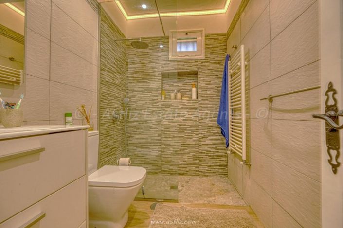 Image No.16-2 Bed Country House for sale