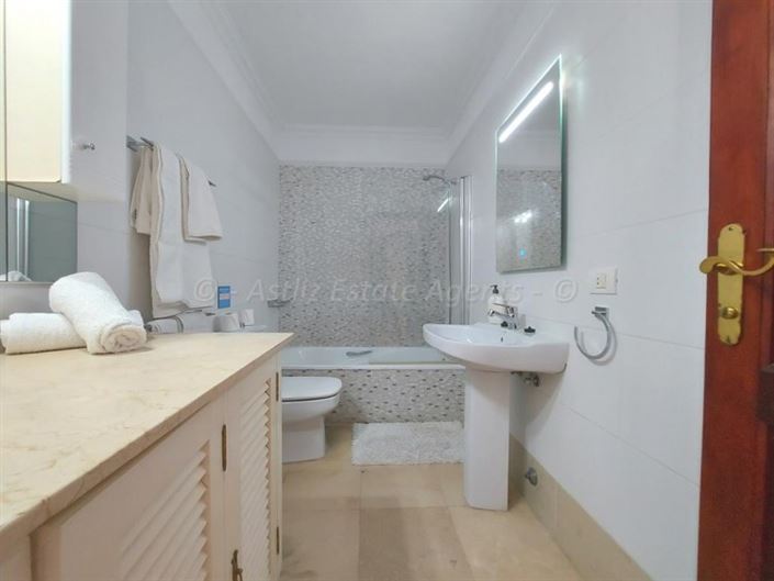 Image No.30-3 Bed Villa for sale